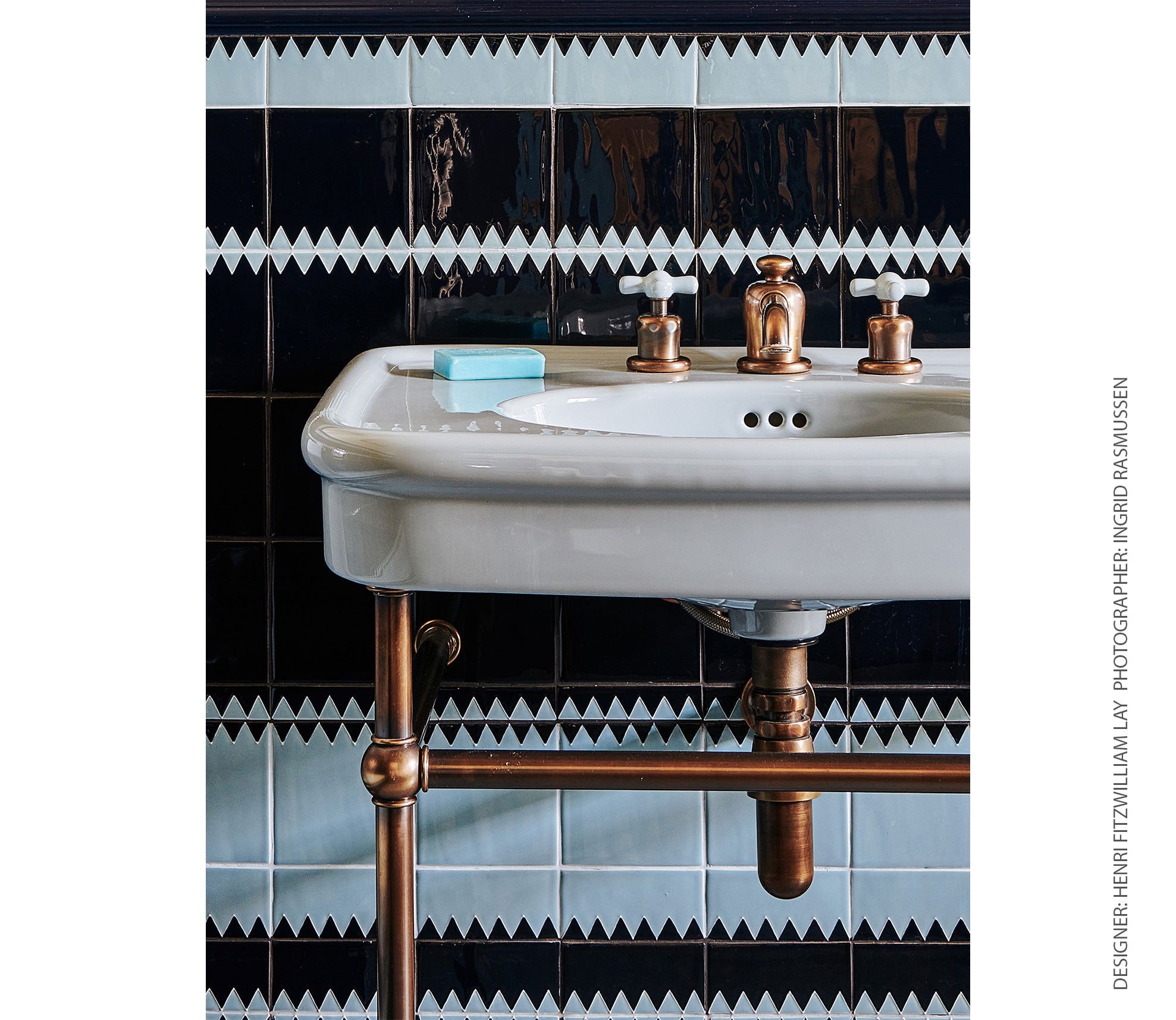 Hanley Tube Lined Decorative Tiles Product Image 4