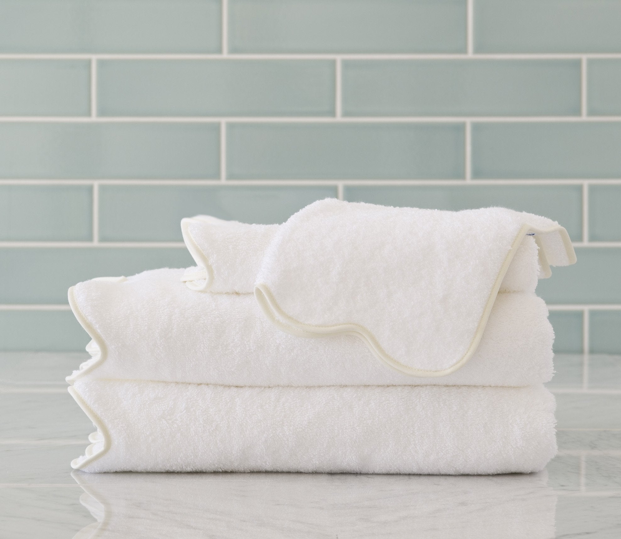 Scallop Bath Towel Custom Product Image 1
